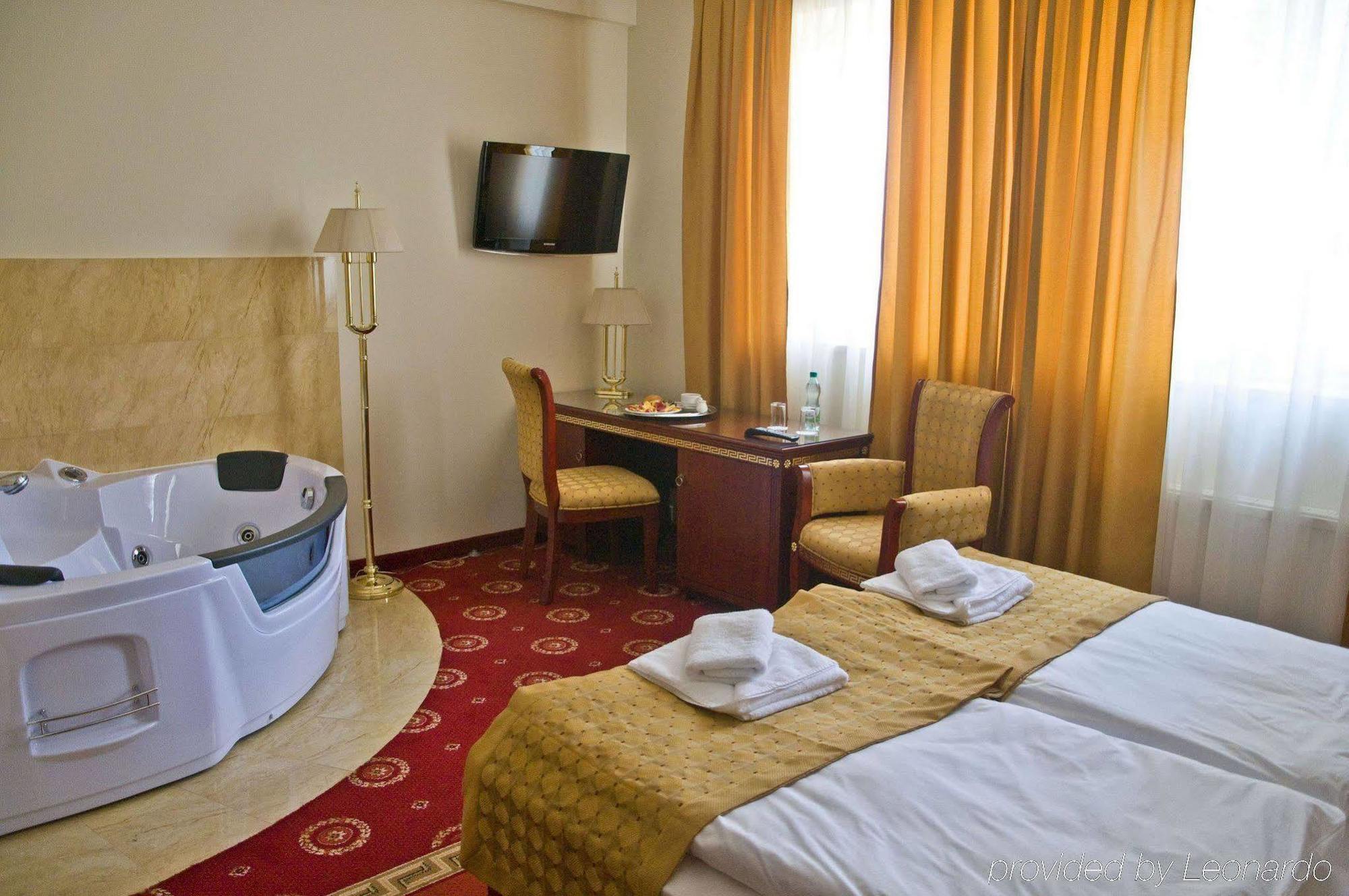 Hotel Holiday Park Warszawa Værelse billede